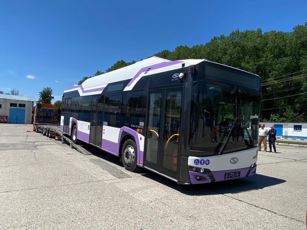 2-iunie-autobuz-electric-pitesti.jpg