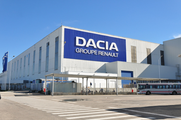 uzina-dacia.jpg